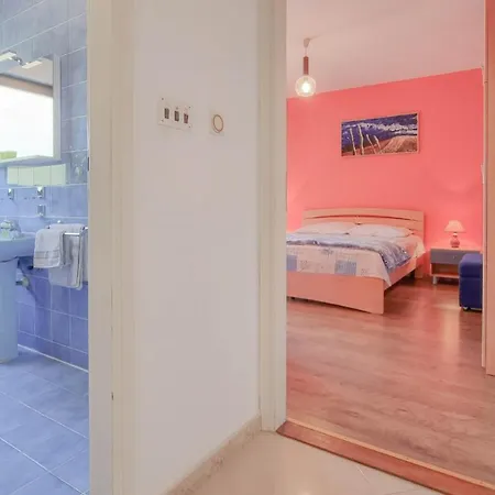 Apartment Mirjana Four *