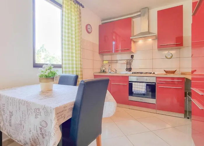 Appartement Mirjana Four *